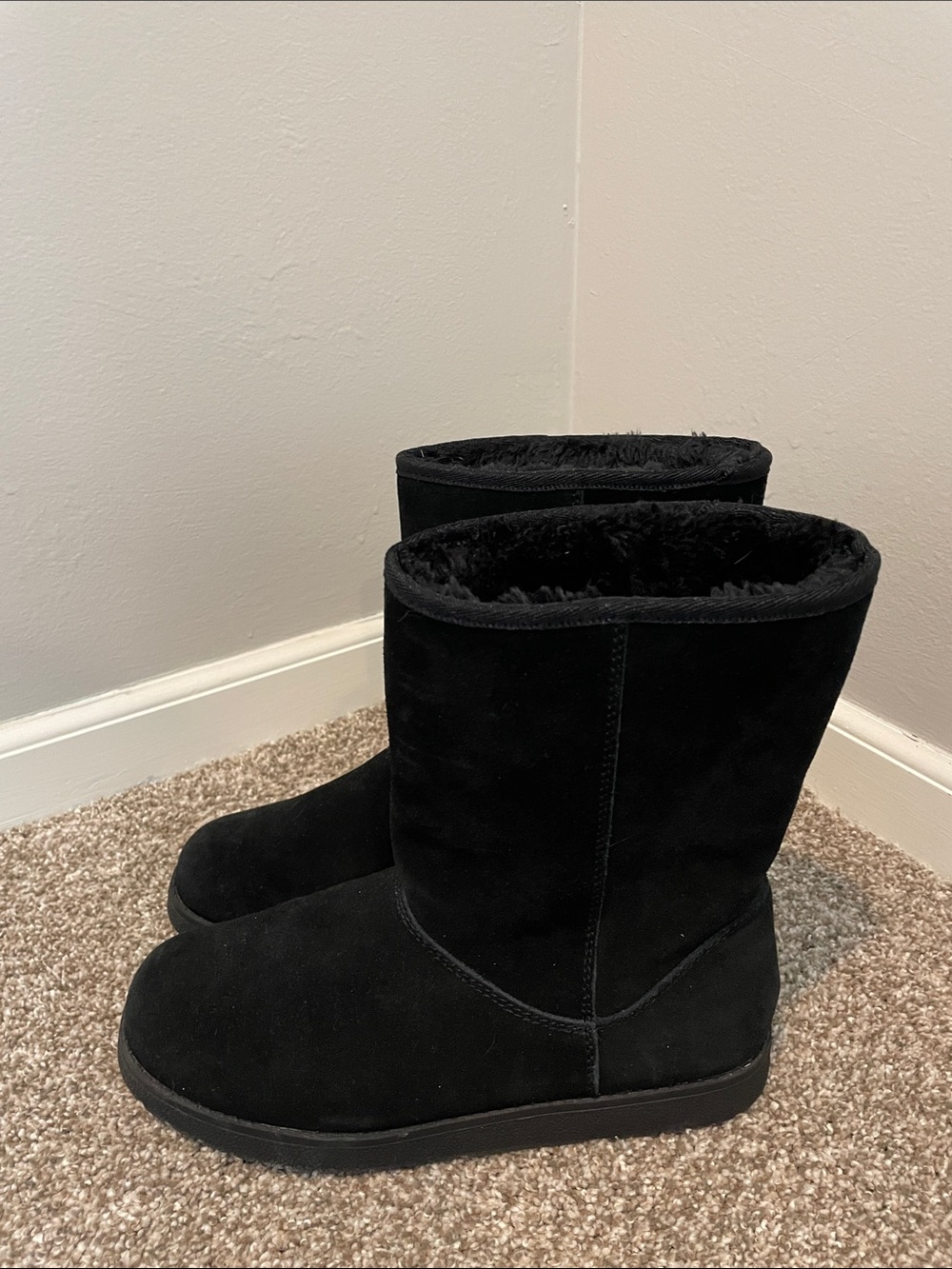 Women's Target Black Tall Fur Boots Size 8